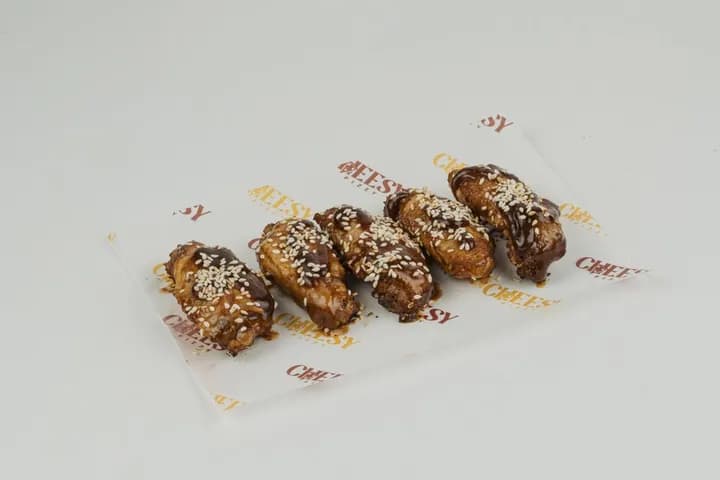 Куриные крылышки с соусом BBQ